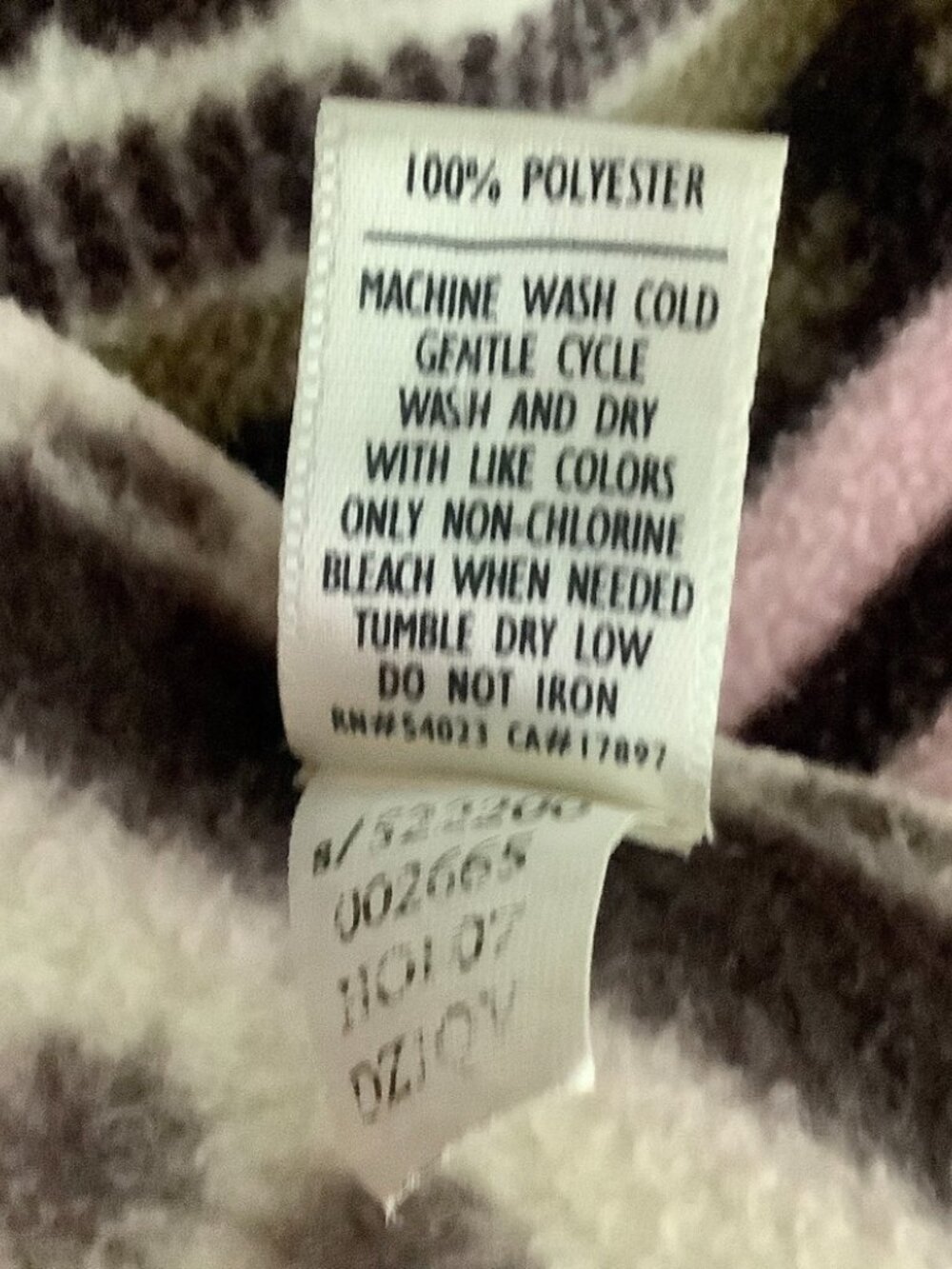 Collection of Neck Scarves Assorted Styles Cold Weather Good and  NWT Condition - Picture 7 of 8